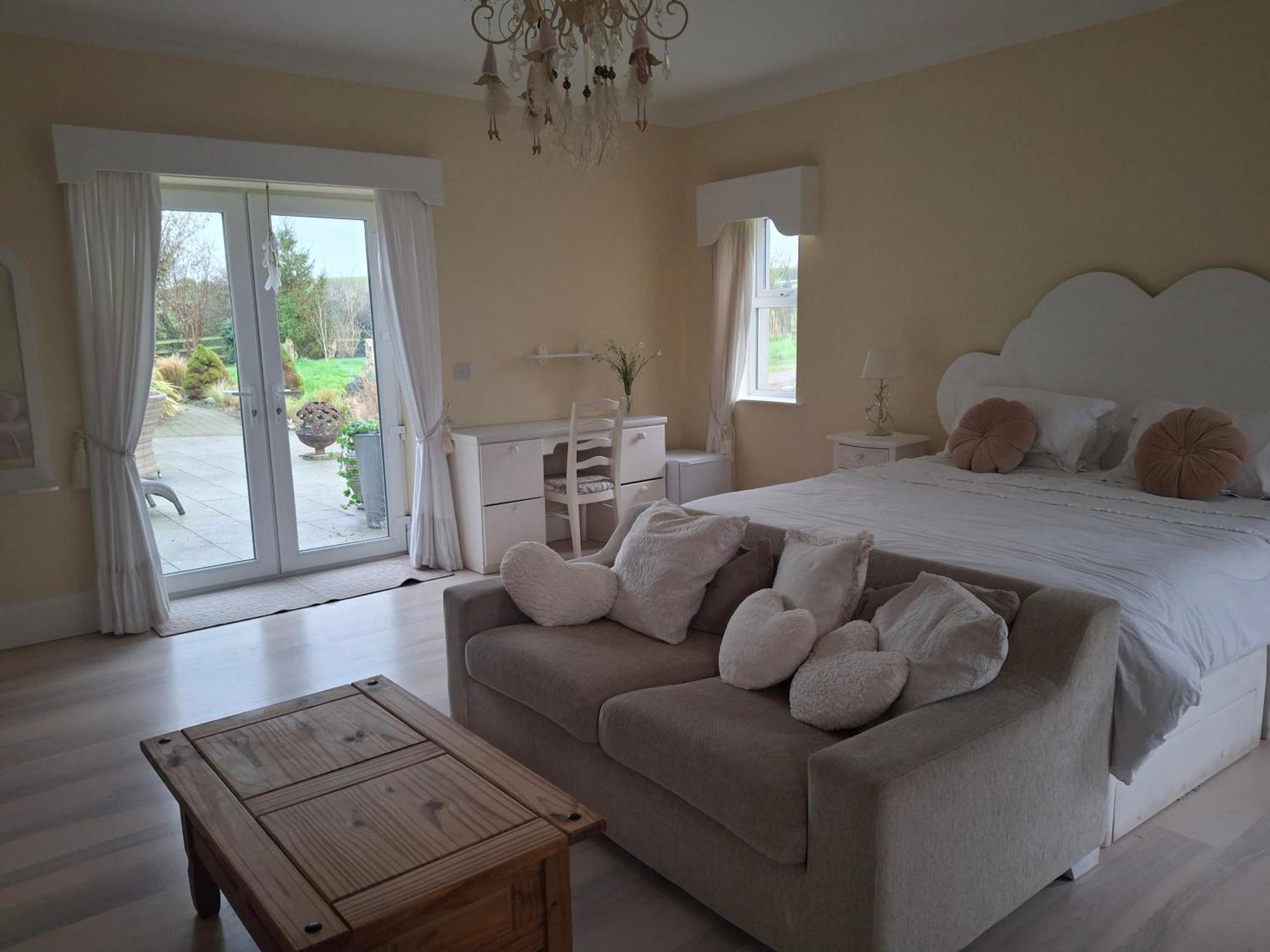 Deeside Manor Bed & Breakfast Stabannan Bagian luar foto