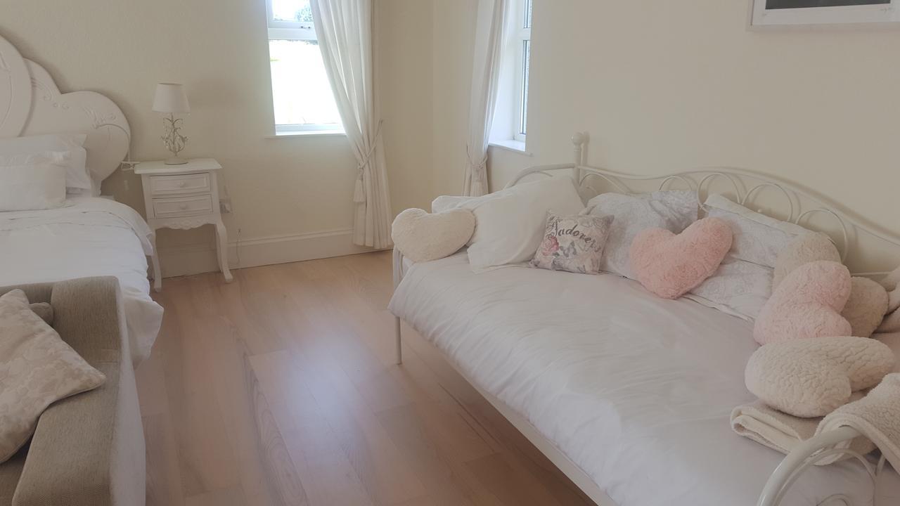Deeside Manor Bed & Breakfast Stabannan Bagian luar foto